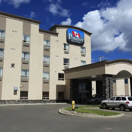 Pomeroy Inn And Suites Chetwynd-2