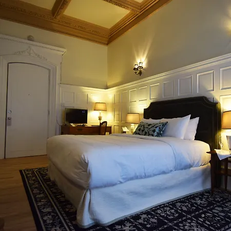 Chateau Fleur De Lys - L'Hotel-2