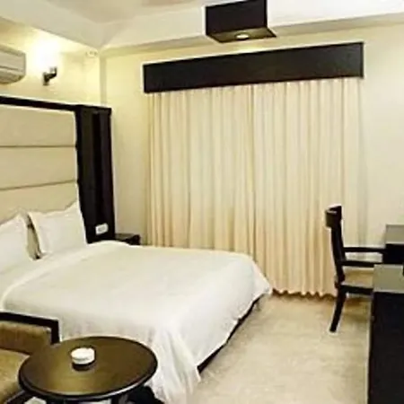 Hotel Meridian Plaza-3