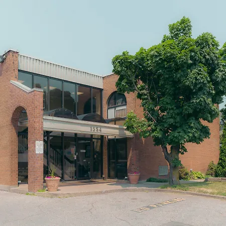 Deluxe Inn-2