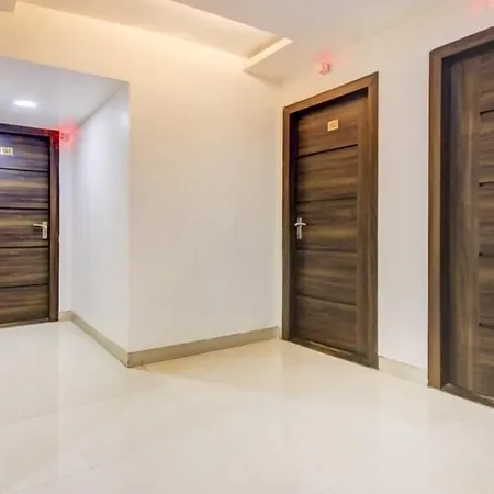 Hotel Krishna Avatar Stays Inn-2