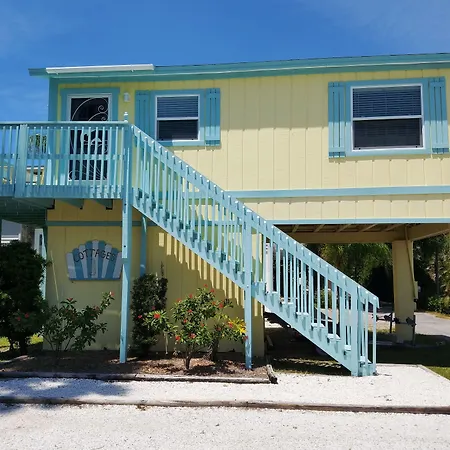 Cedar Cove Resort & Cottages-2