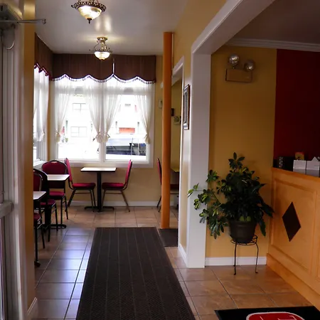 Travelers Inn-3