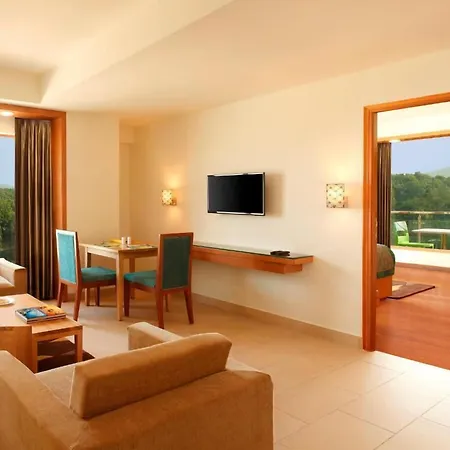 Lemon Tree Hotel, Dehradun-2