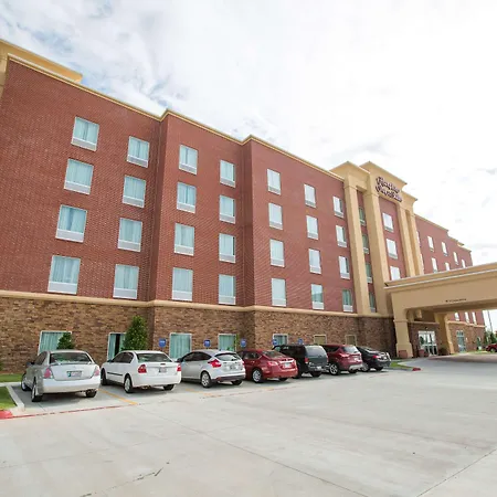 Hampton Inn & Suites Oklahoma City Airport-3