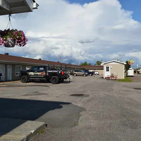 Lincoln Motel-3