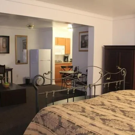 Acorn Motel-2