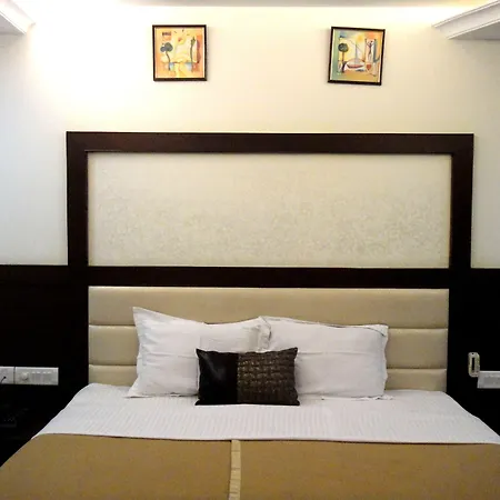 Hotel Orbit-2