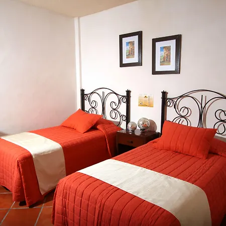 Hotel Los Girasoles-3
