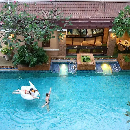 Aiyaree Place Hotel Sha Plus-2