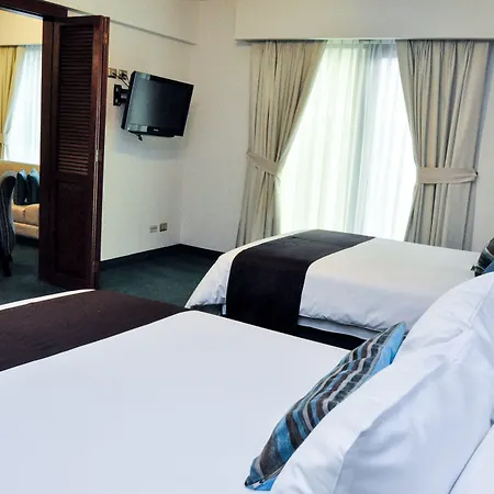 El Polo Hotel & Suites-2