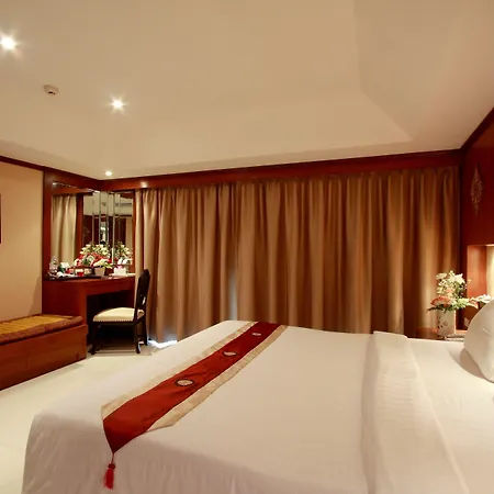 Rayaburi Hotel, Patong-2