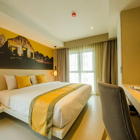 Bizotel Premier Hotel & Residence-3