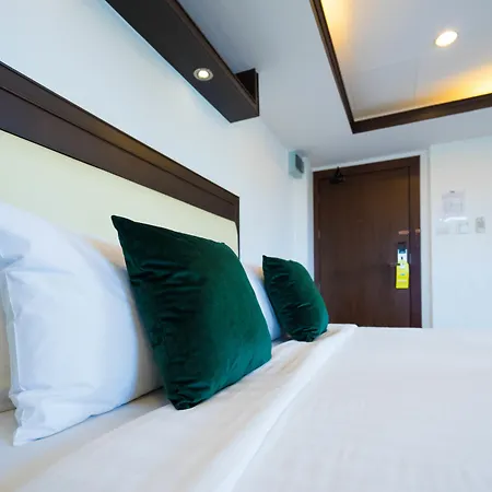 Initial Hua Hin - Sha Plus-3