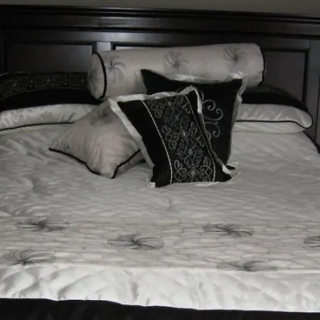 Driftwood Heights B&B-3