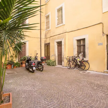 Top Floor Navona-3