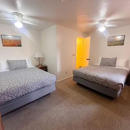 Austin'S Chuckwagon Motel-2