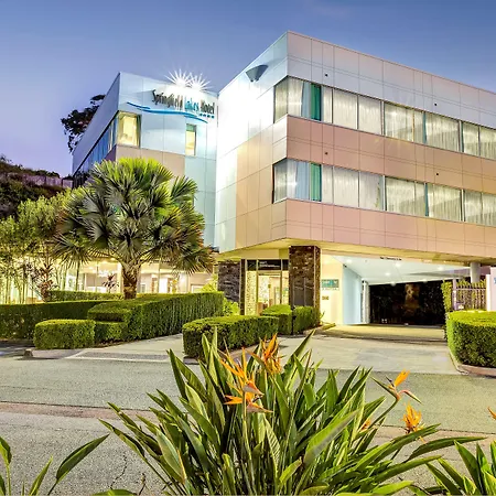 Springfield Lakes Boutique Hotel-3