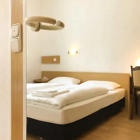 Hotel Moon-2