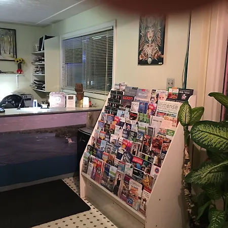 Lord Nelson Motel-2