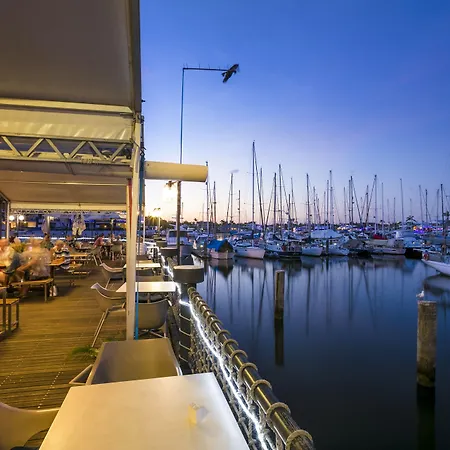 Nightcap At Kawana Waters Hotel-3