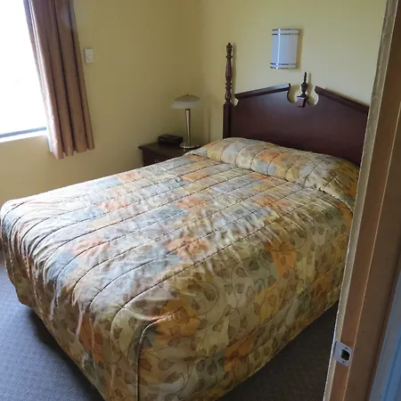 Western Royal Inn-3