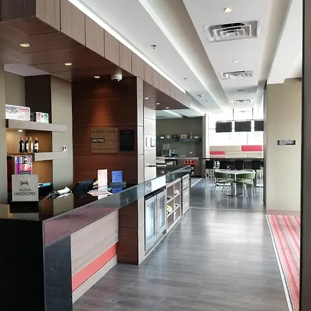 Hampton By Hilton Cali-2