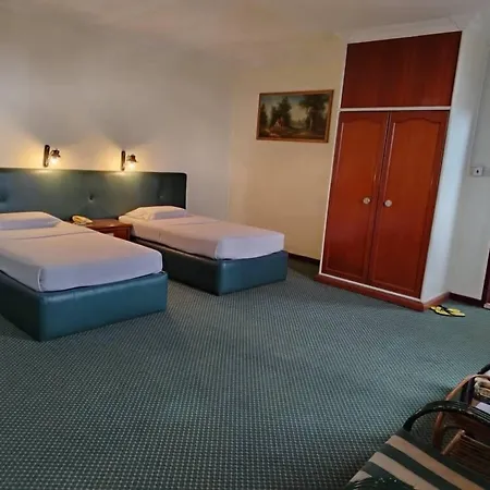Hotel O Hotel Ramai-2