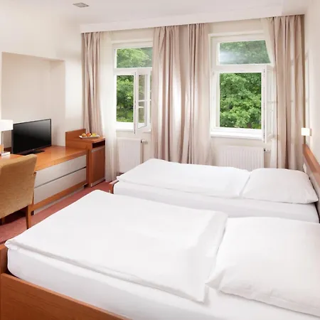 Hotel Reza-2