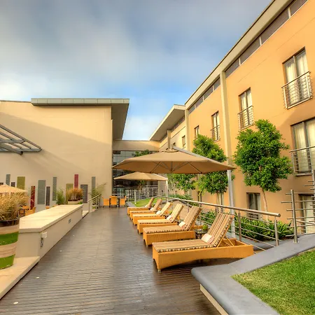 City Lodge Hotel At Or Tambo International Airport-3