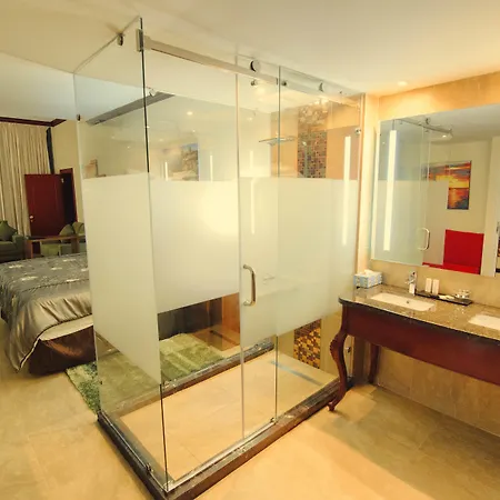 Ramada By Wyndham Princess Georgetown-2