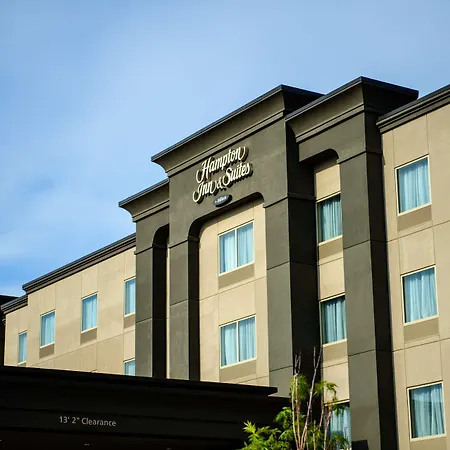 Hampton Inn & Suites East Gate Regina-3