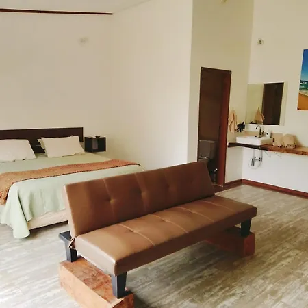 Green Lodge-2