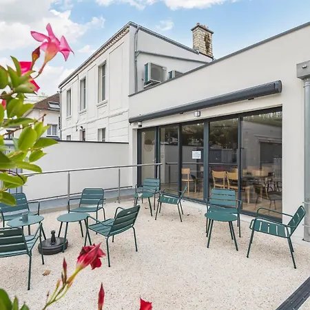 Logis Hotel Au Tambour-2