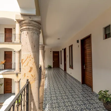 Casona 1530-2