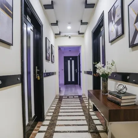 Fabhotel Blue Moon Home Stay-3