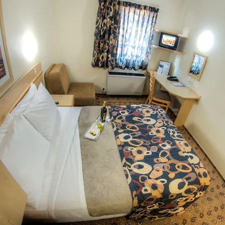 Road Lodge Durban-3