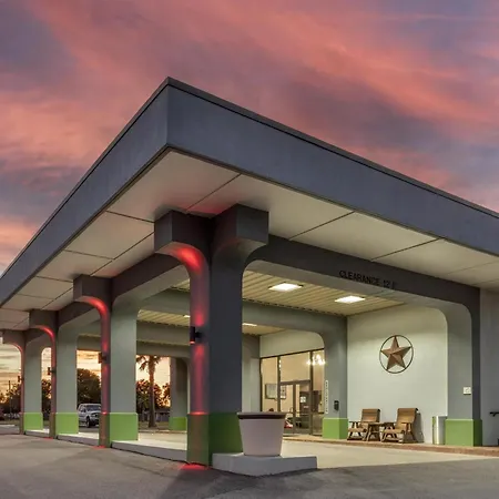 Surestay Studio By Best Western Victoria-3