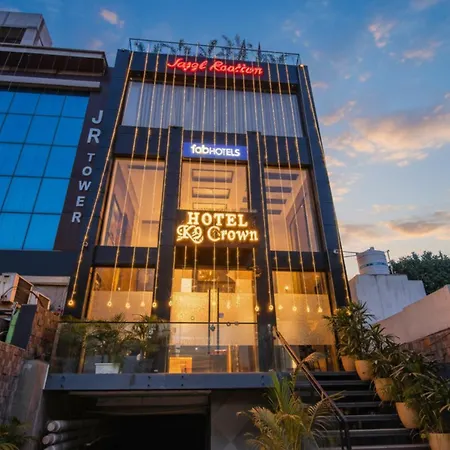 Fabhotel Prime K9 Crown-3
