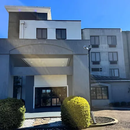 Travelodge By Wyndham Flowood-2