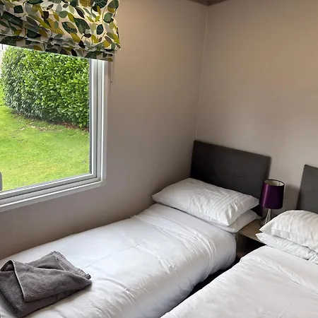Campsie Glen Holiday Park-2