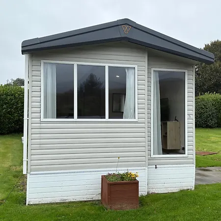 Campsie Glen Holiday Park-3