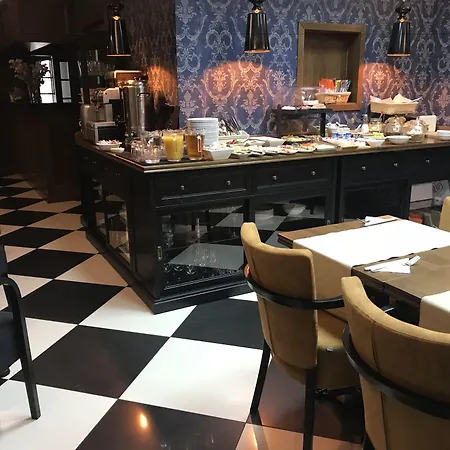 Sleepwalker Boutique Suites-2