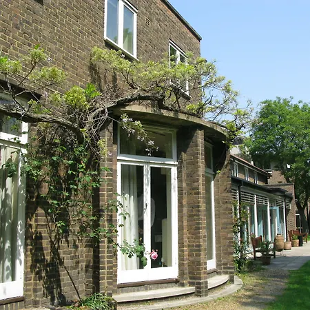 The Royal Foundation Of St Katharine-3