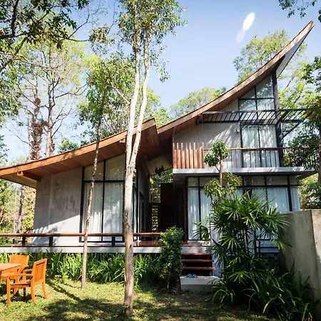 Villa Thalanena By The Beach-3