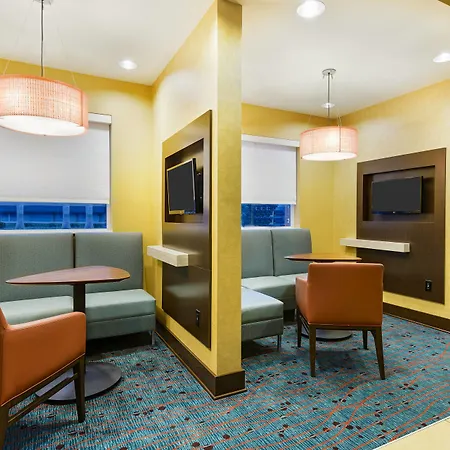 Residence Inn By Marriott Fort Myers At I-75 And Gulf Coast Town Center-2