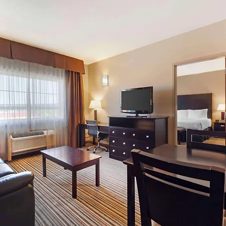 Best Western Plus Peace River Hotel & Suites-3