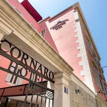 Cornaro Hotel-3