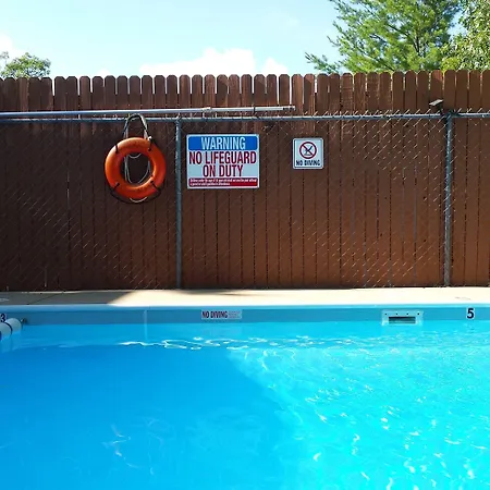 Shady Acre Inn And Suites-3