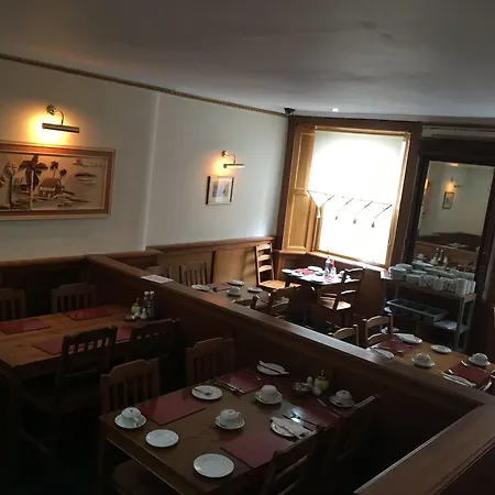 Smiths Hotel-2